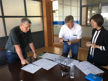 Customer Visit For Aluminum Die Cast Shift Fork