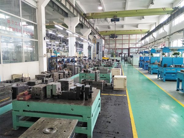 Mold Production Workshop